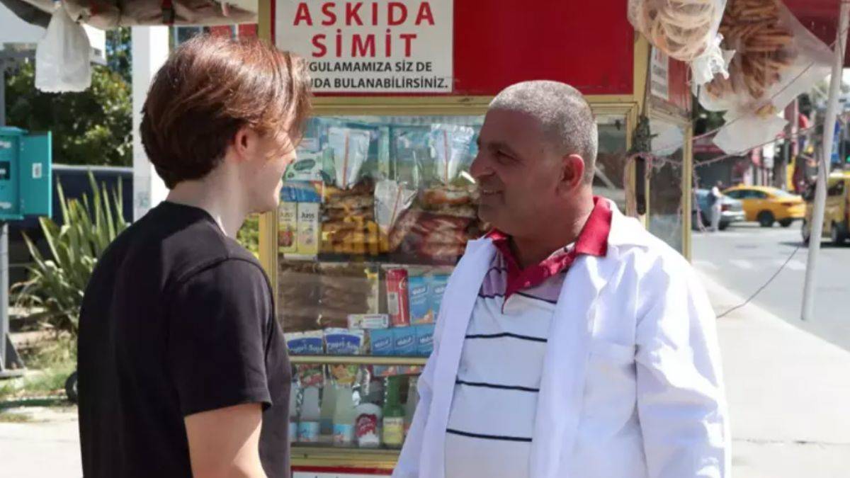 Simitçiye bıraktığı not gündem oldu