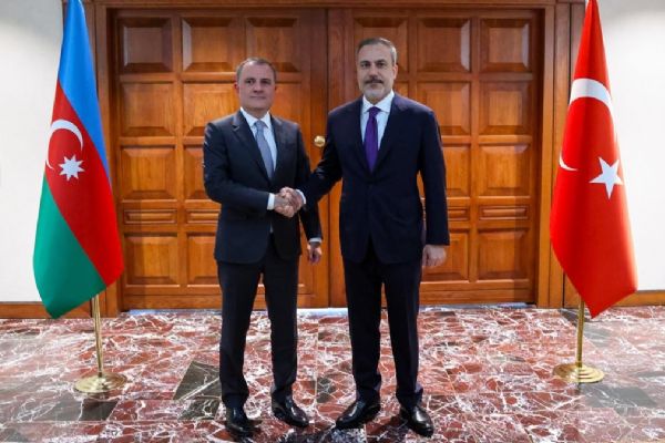 Bakan Fidan, Bayramov ile görüştü