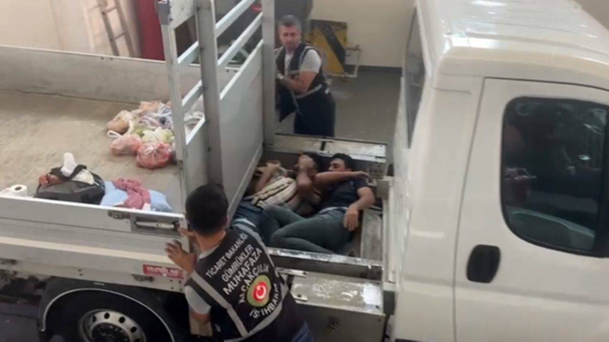 Özel bölmede 5 kaçak göçmen yakalandı