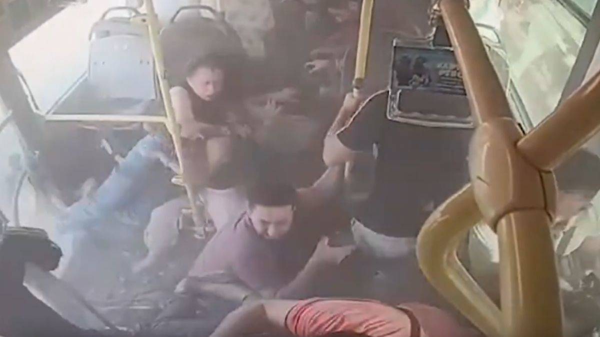 Metrobüs kazasında araç içi görüntüler ortaya çıktı