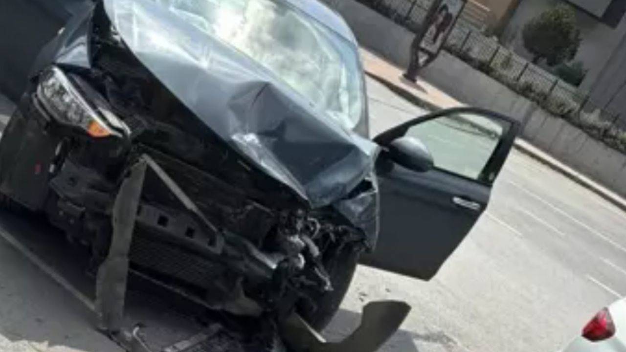 Kaza geçiren Vedat Milor'dan trafik ve yol eleştirisi