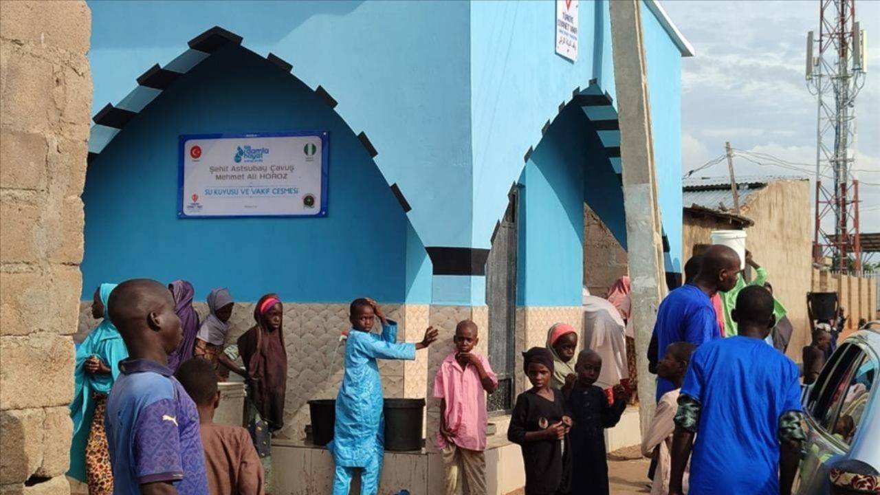 Şehidin vasiyeti üzerine Afrika'da su kuyusu açıldı