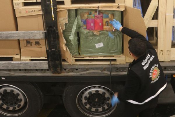 24 milyon lira değerinde! Kaçakçılara göz açtırılmadı