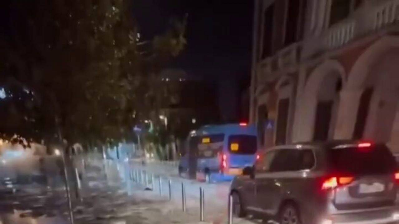 Kıbrıs ta eşi görülmemiş dolu yağışı