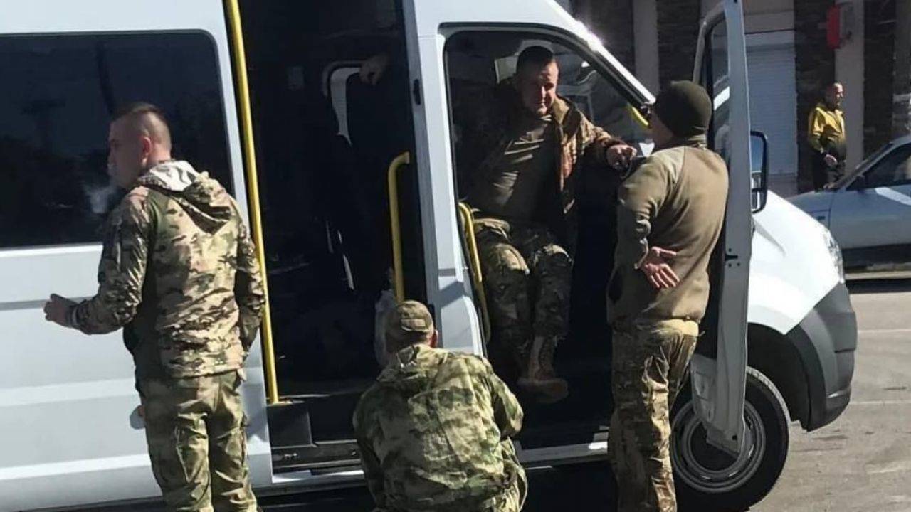 Rus işgalcilerden Kırımlı aktivist ve avukatlara baskı ve hapis