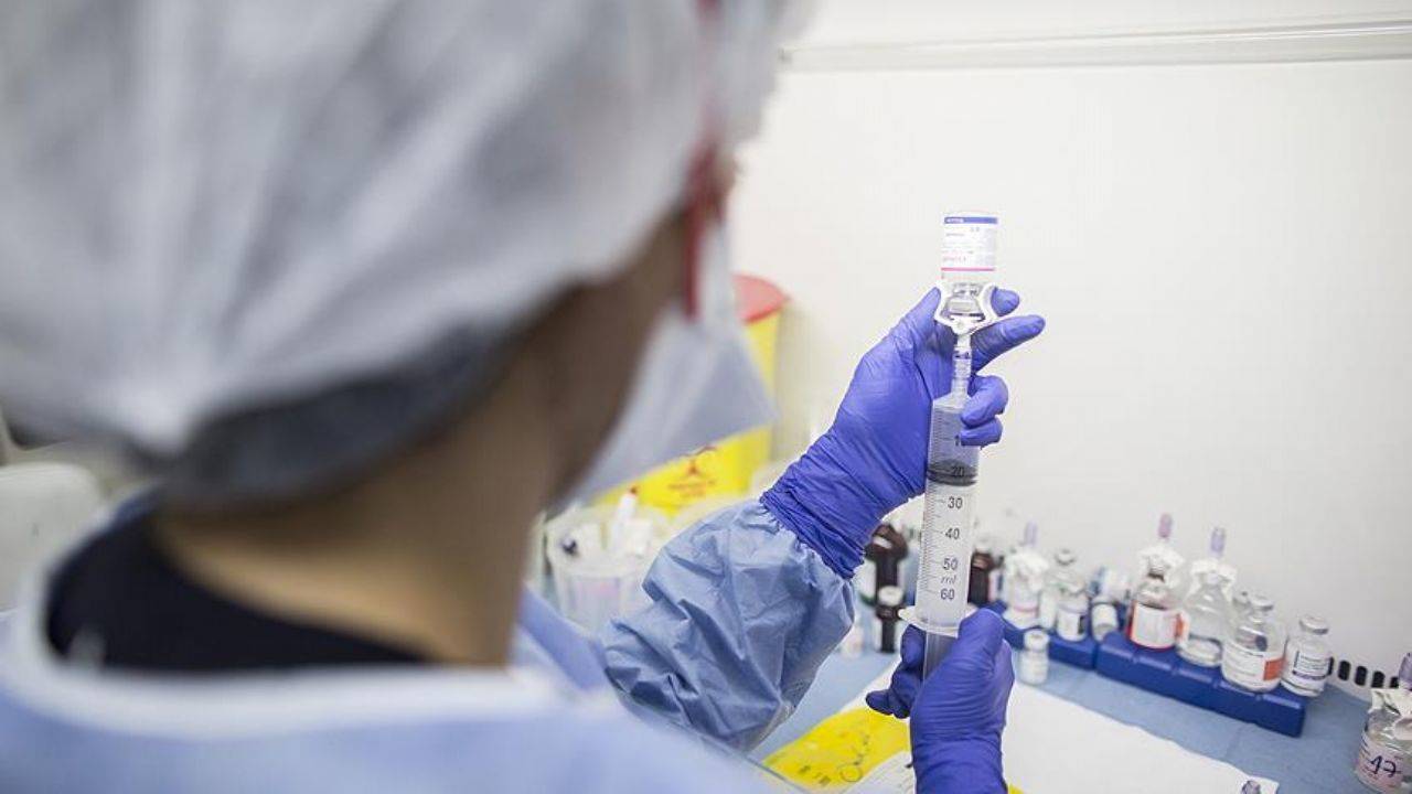 İzmir'de kemik erimesi diye yatırılan çocuk AİDS'ten öldü!