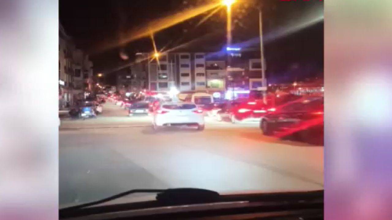 İzmir'de polise silahlı saldırı: 2'si ağır 3 polis yaralı