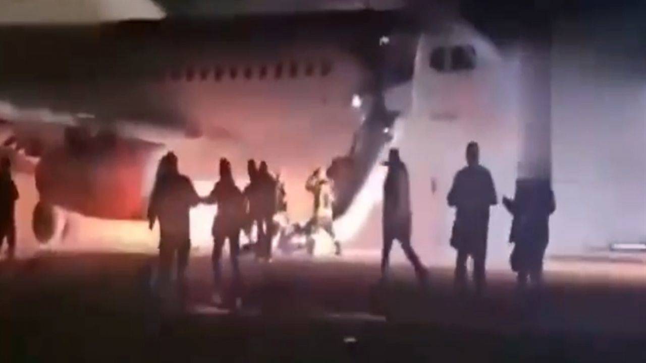 Antalya'da yanan uçak sabıkalı çıktı