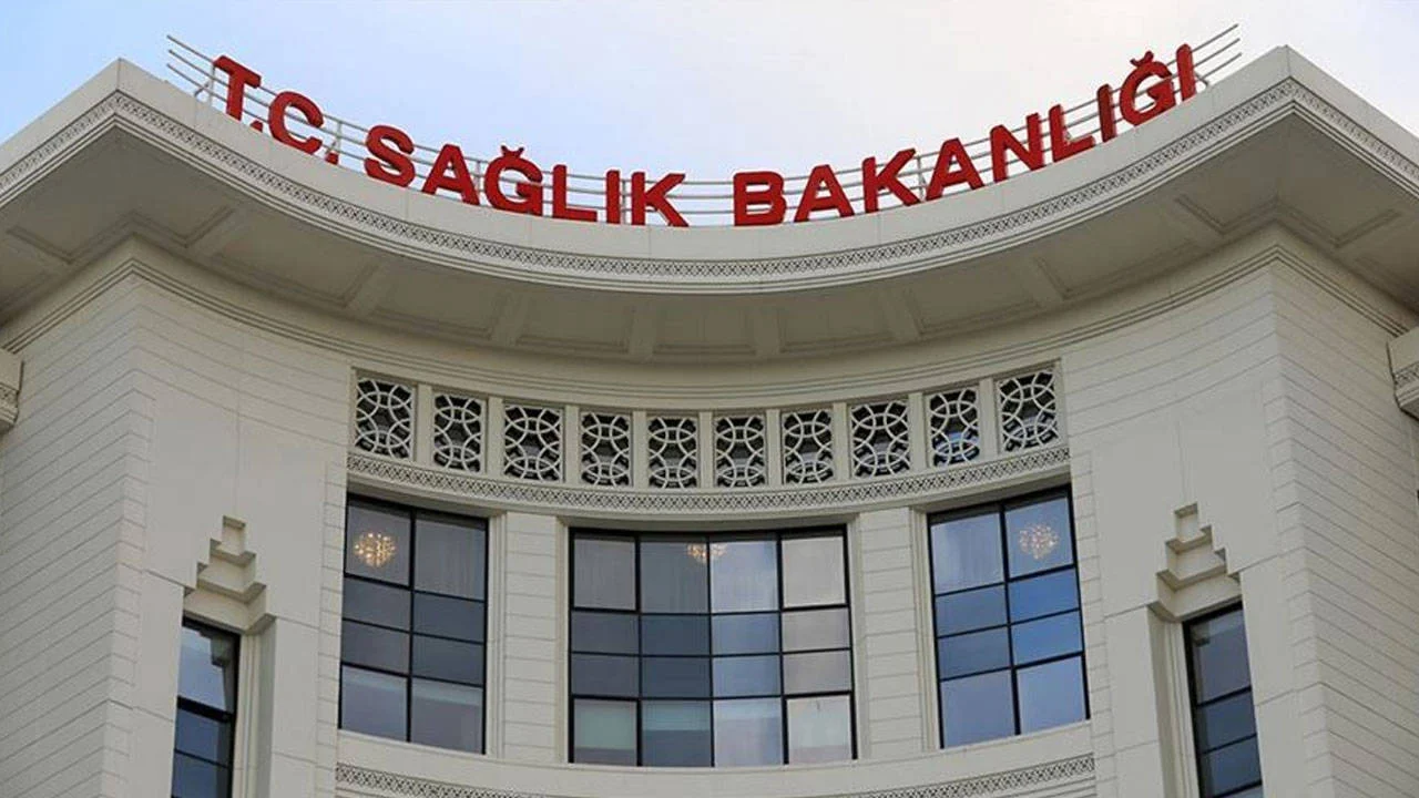 Sağlık Bakanlığı'nın yeni yönetmelikleri Resmi Gazete'de yayımlandı