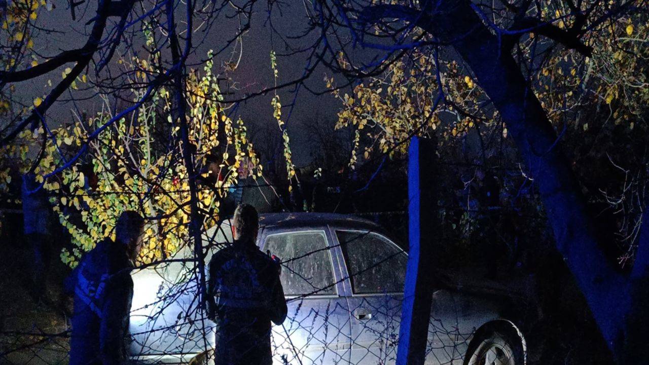 Bursa'da eşini öldürüp intihar etti