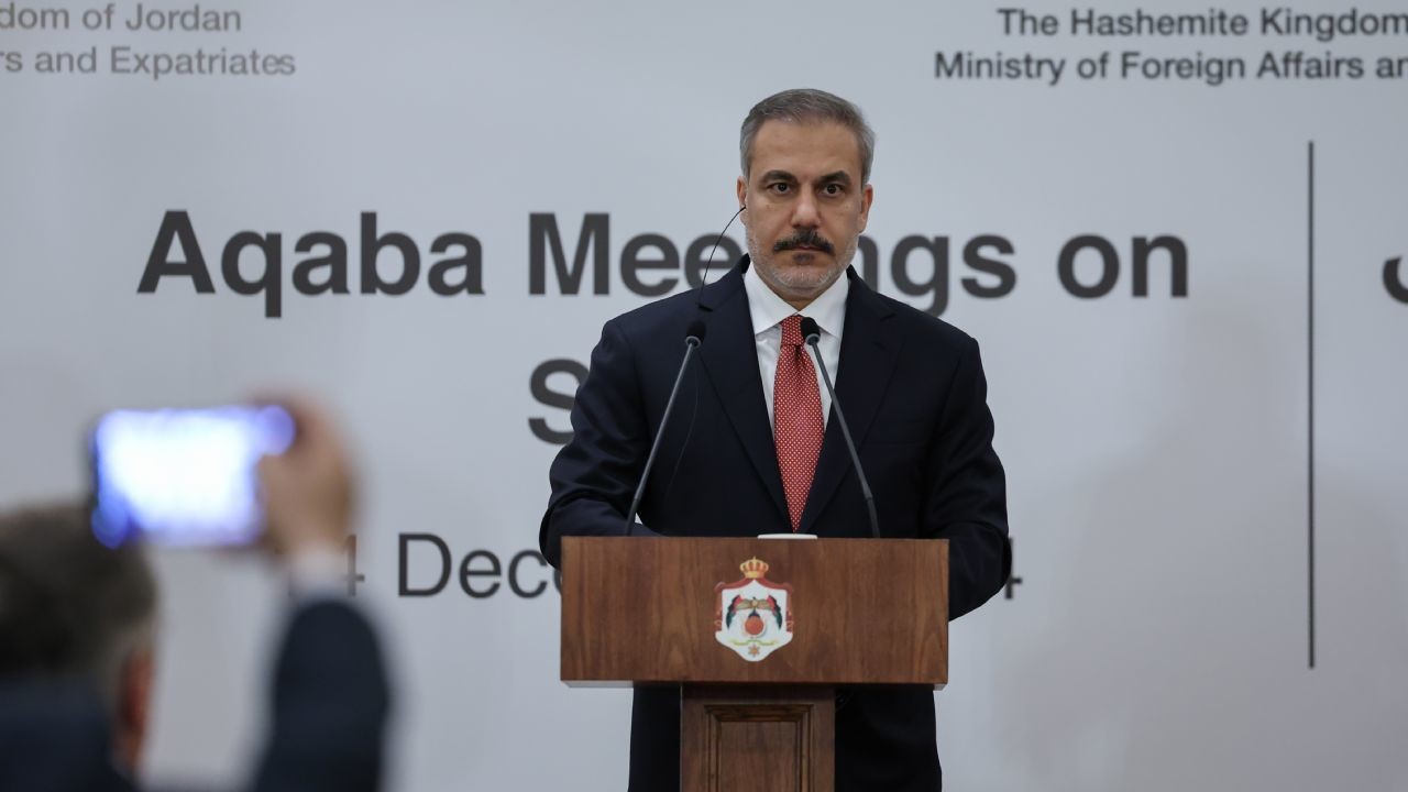 Hakan Fidan'dan dünyaya Suriye mesajı