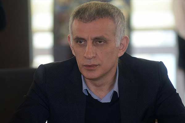 Hacıosmanoğlu hakkında yakalama kararı