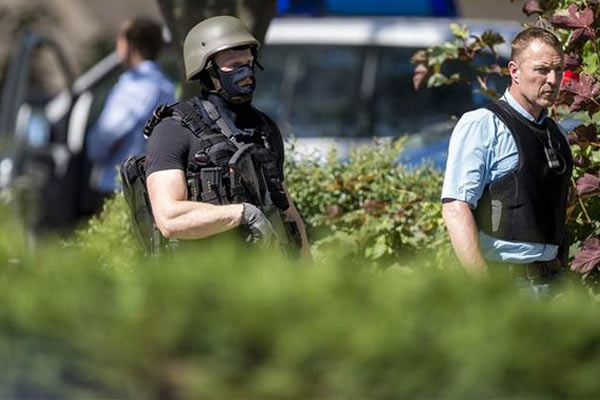 Almanya'da sinemaya saldırı; 50 yaralı