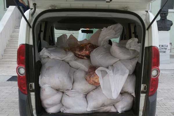 Edirne’de 1 ton kaçak et yakalandı