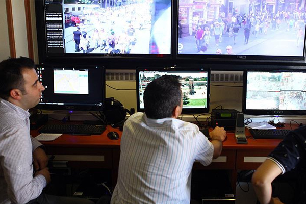 Taksim ve İstiklal Caddesi 7/24 izleniyor