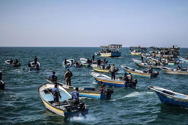 İsrail Gazze'deki avlanma menzilini 6 mile çekti