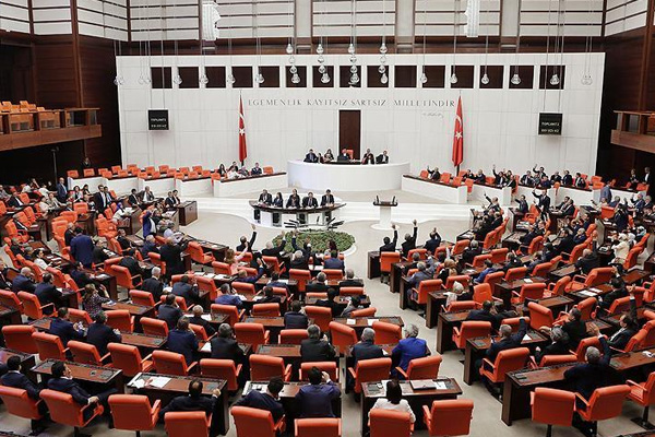 Eğitim alanını düzenleyen tasarı komisyonda