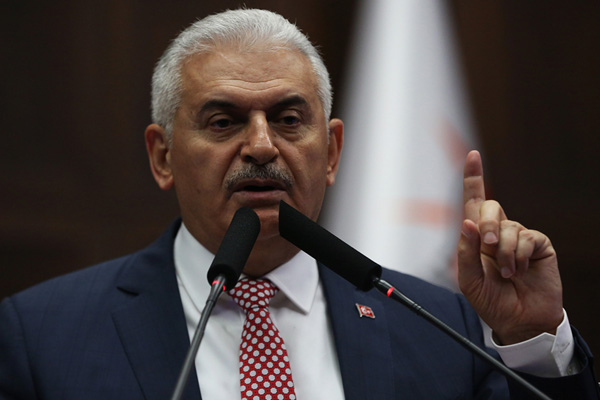 İmamlara ve muhtarlara resmi nikah kıyma yetkisi verildi