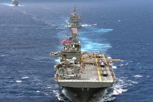 Rus ve ABD gemileri Akdeniz'de karşı karşıya