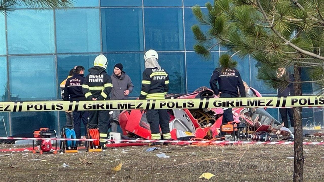 Muğla'da hastaneye çarpan ambulans helikopter düştü, 4 kişi yaşamını yitirdi