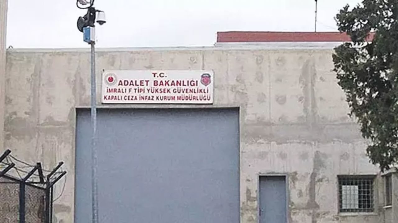 Bahçeli'nin önerisi süreci hızlandırdı: Öcalan'dan olumlu mesaj