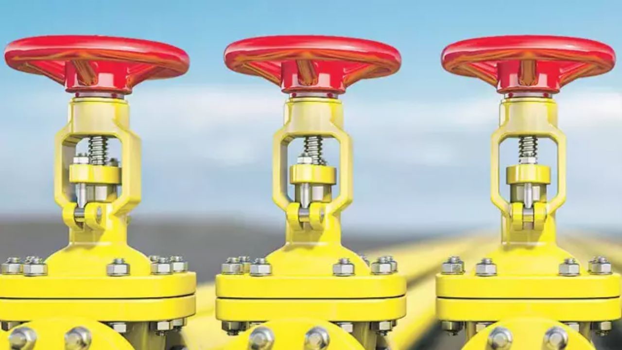 Gazprom'dan Avrupa'ya şok: Gaz sevkiyatı durduruldu