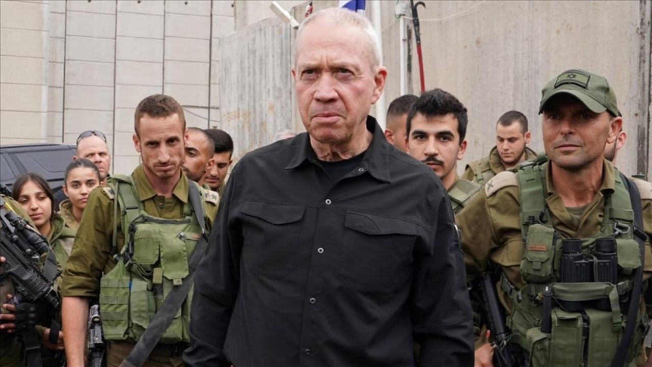 Soykırımcı Gallant istifa etti