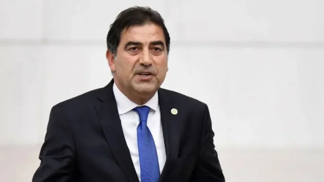 İYİ Partili Ünal Karaman'dan istifa açıklaması!