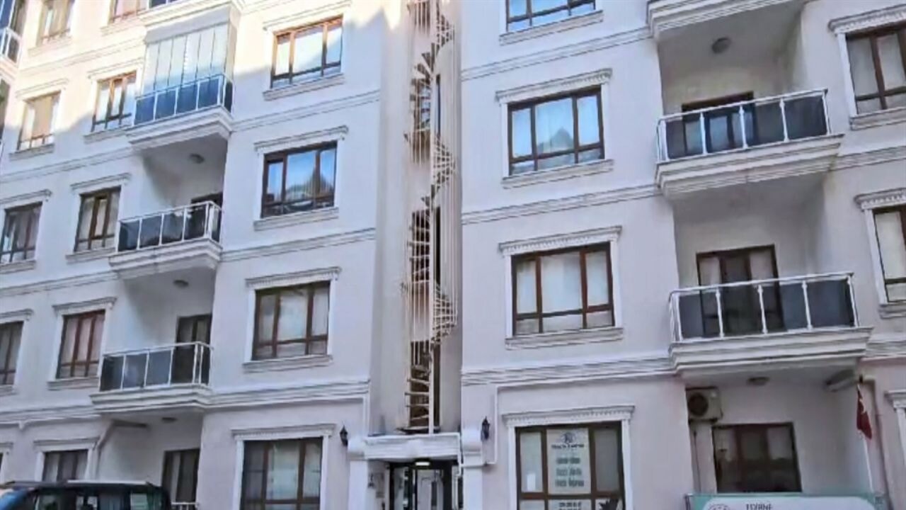 Aile hekimi, evinde ölü bulundu