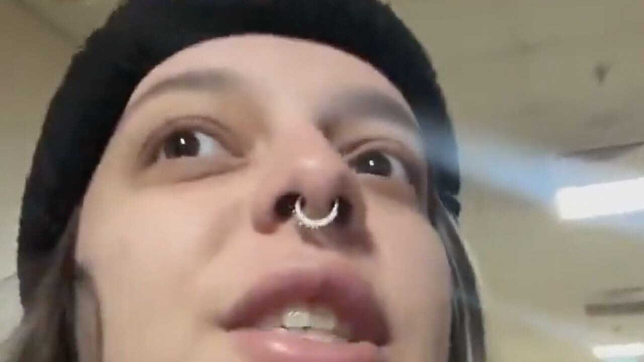 Baba-kız hastaneyi birbirine kattı! 'Şeriatla mı yönetiliyoruz'