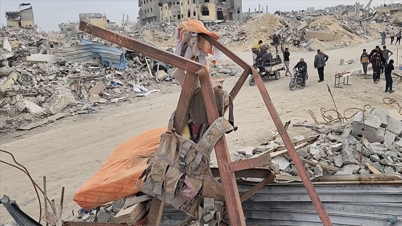 Hamas lideri Yahya Sinvar'ın askeri yeleği ve oturduğu koltuk bulundu