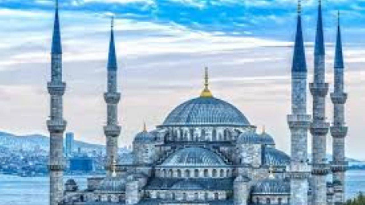 Cuma mesajları ve sözleri 2025: En güzel, anlamlı ve dualı seçenekler