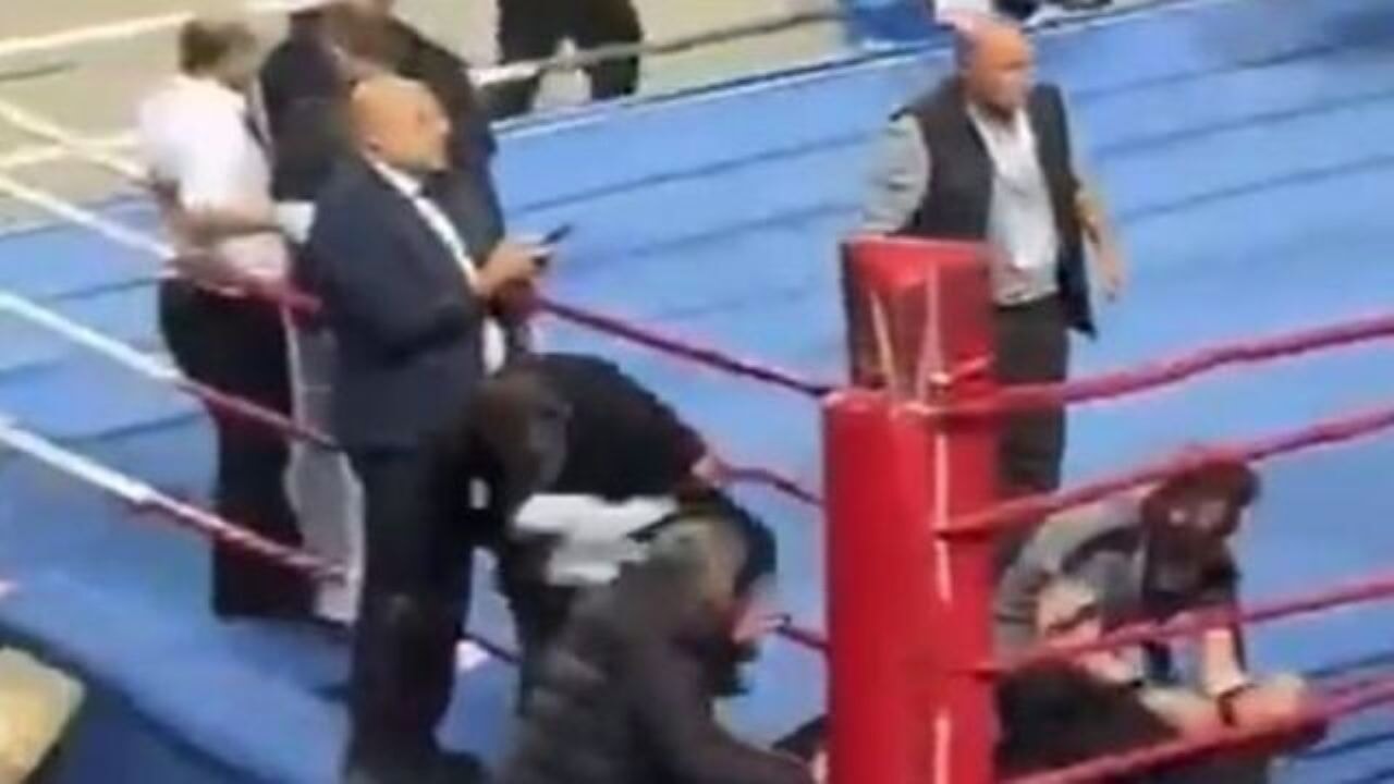 Antalya'daki Kick Boks şampiyonasında kavga