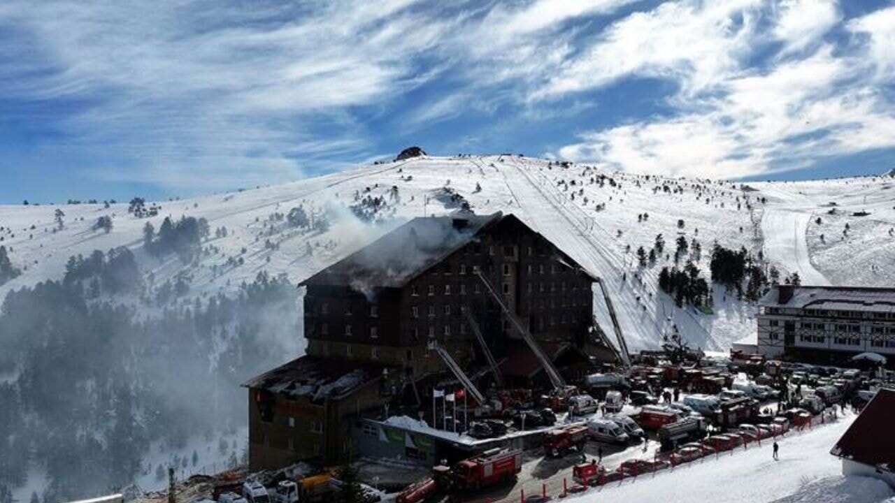 Yangında yakınlarını kaybeden aileleri alay ederek arayanlar kim?