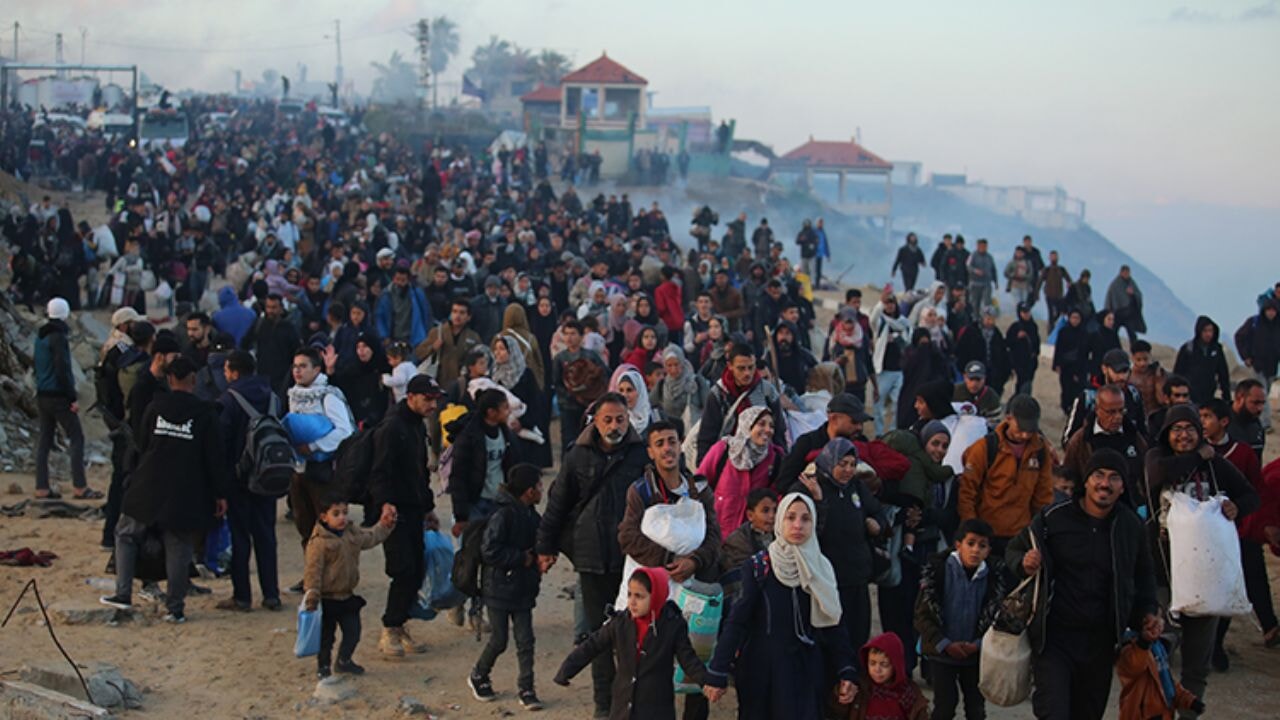 'Bu büyük bir gün': Gazzeliler topraklarına dönüyor...