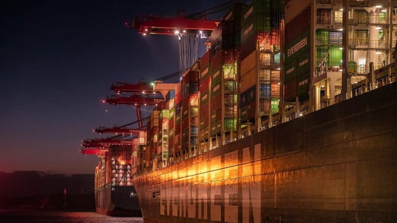 15 Yaşındaki Hacker Akdeniz'deki Petrol Tankerlerini   Hedef Aldı!