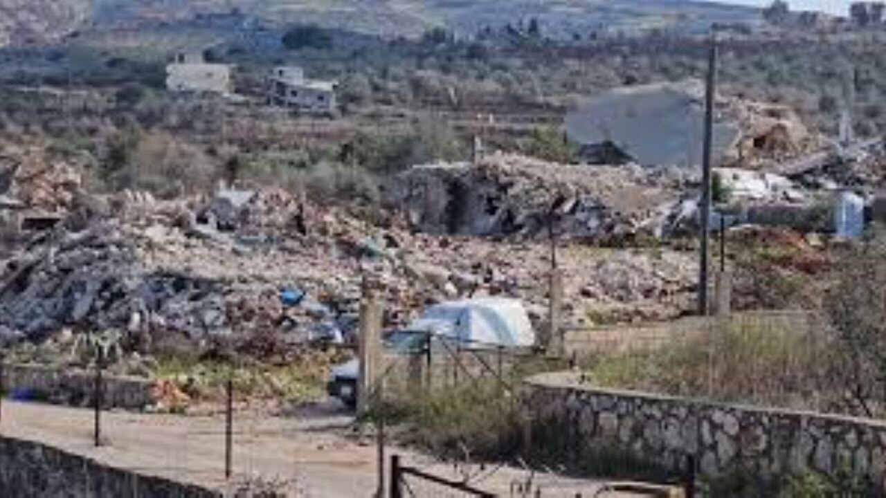 İsrail'in çekildiği Duheyra bölgesindeki evlerine dönen Lübnanlılar yıkımla karşılaştı