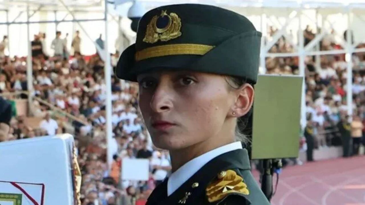 TSK'dan ihraç edilen Ebru Eroğlu kimdir? Neden ihraç edildi?