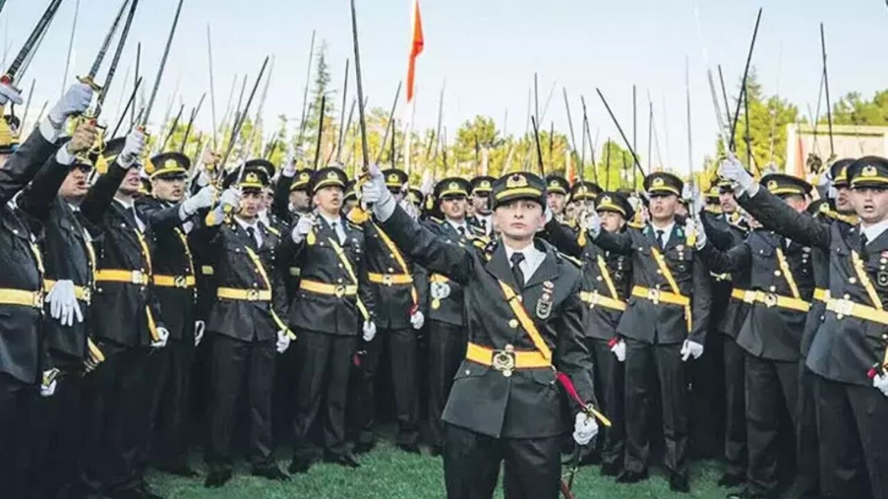 Teğmenlerin ihraç kararı (kılıçlı yemin) gerekçesi açıklandı!