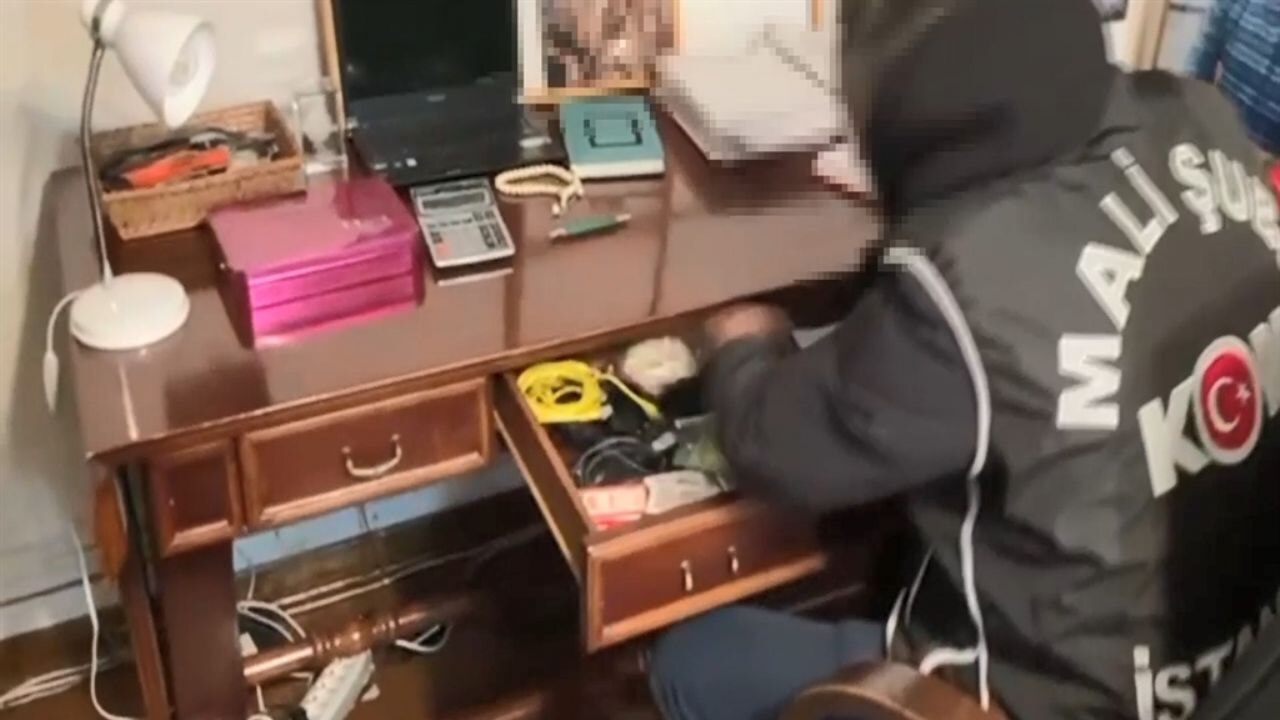 Kapalıçarşı'da operasyon!