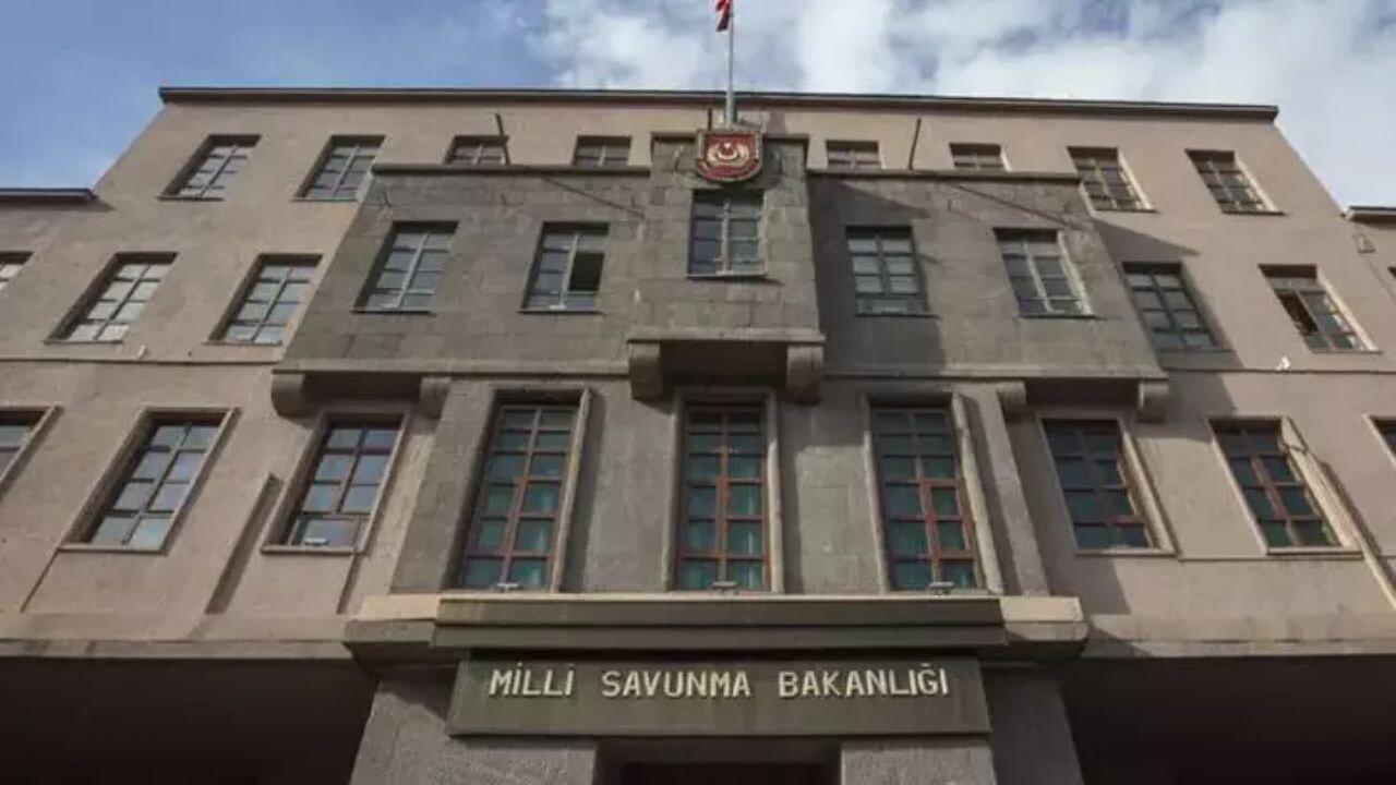 MSB'den net mesaj: 'Teğmenler, TSK'nın itibarını zedeledikleri için cezalandırıldılar'