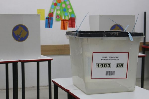 Kardeş ülke sandık başında... Oy kullanma işlemi başladı