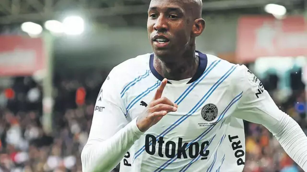 Fenerbahçe'den Alanya'da kritik zafer: İlk yarıda fişi çektiler