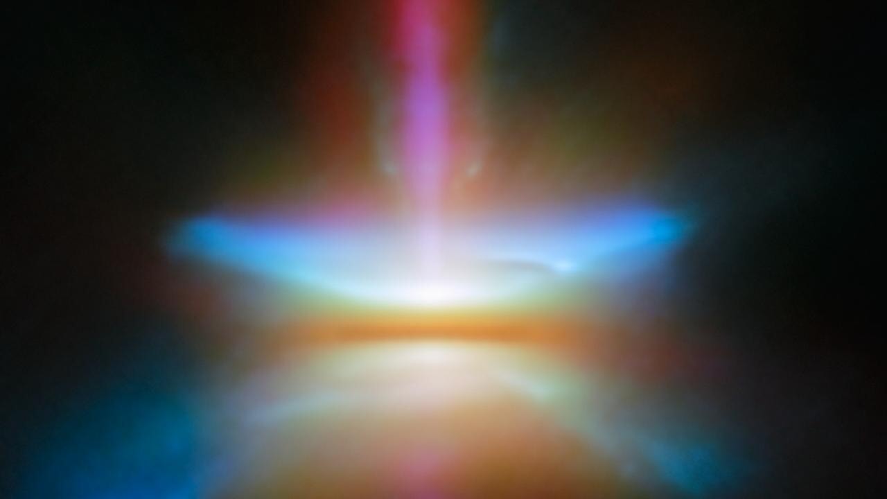 Eşsiz görüntü: Yeni doğan bir yıldızın şekillendiği anlar kaydedildi