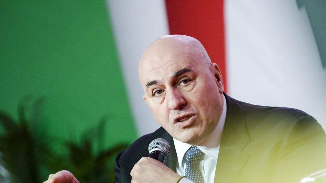 Savunma bakanının sesiyle (yapay zeka) dolandırıldılar