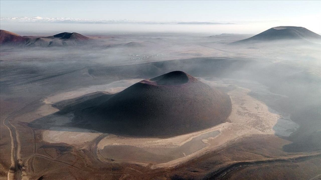 'Dünyanın nazar boncuğu' Meke Gölü kurtarılıyor
