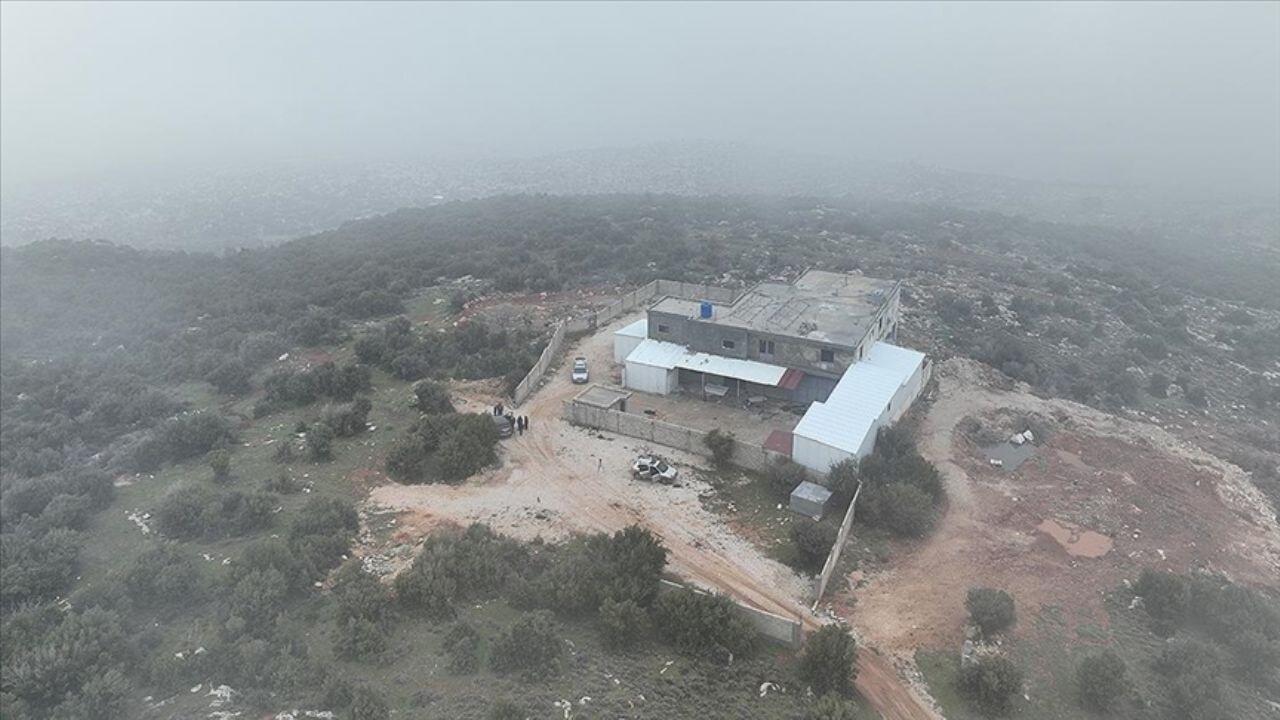 Esed rejiminin kirli oyunu! Sahte döviz üreten tesis yapmış