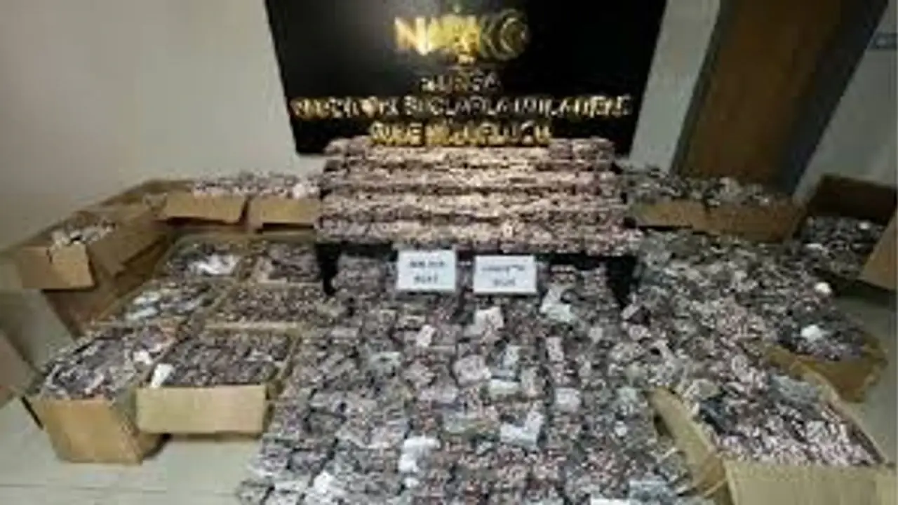 Bursa'da 600 bin uyuşturucu içerikli hap ele geçirildi