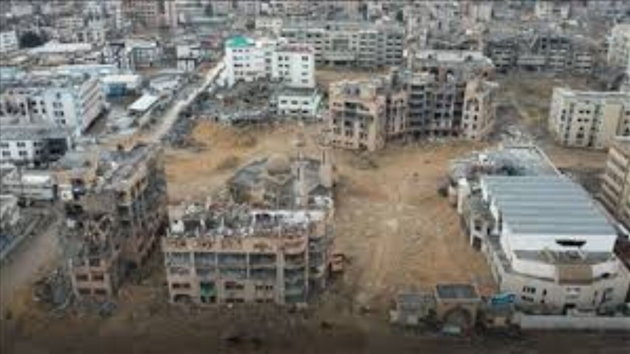 İsrail'in saldırıları sonucunda Gazze'de yıkıma uğrayan üniversiteler havadan görüntülendi