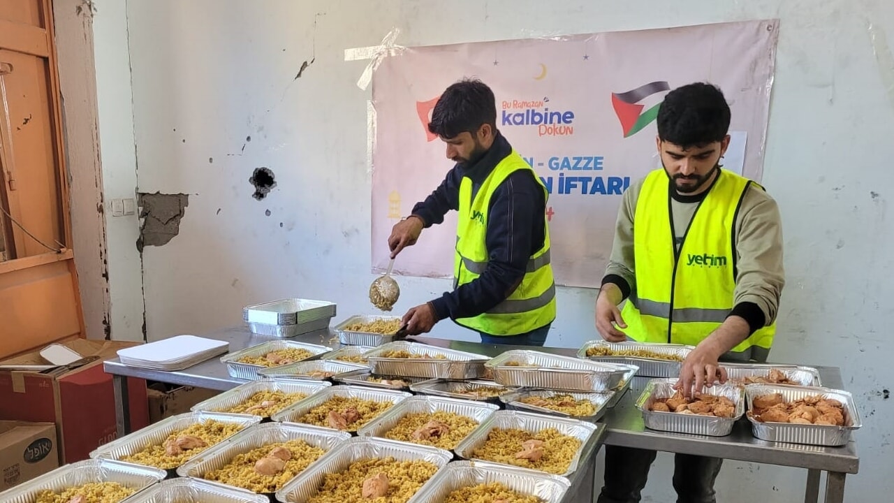 Yetim Vakfı 'Bu Ramazan Kalbine Dokun' sloganıyla yola çıkıyor